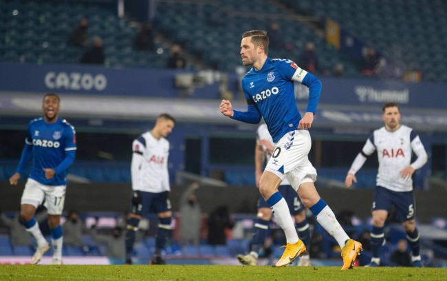 力更是令人 力更是令人