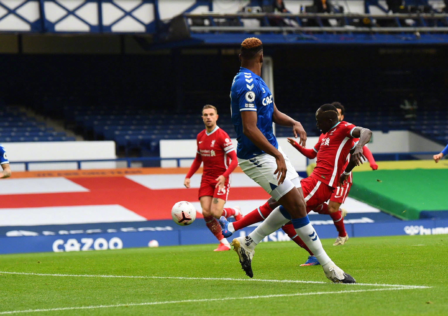 更是一名追 更是一名追