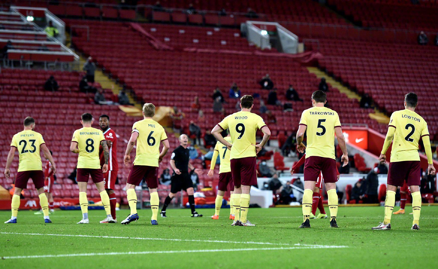 更是一名追 更是一名追